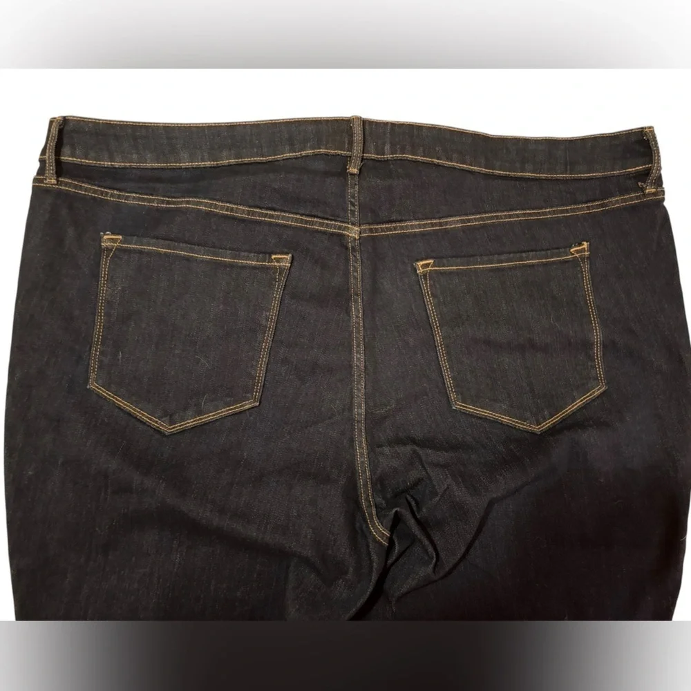 NWT Old Navy Mid-Rise Boot-Cut Jeans in Deep Blue - Picture 5 of 7